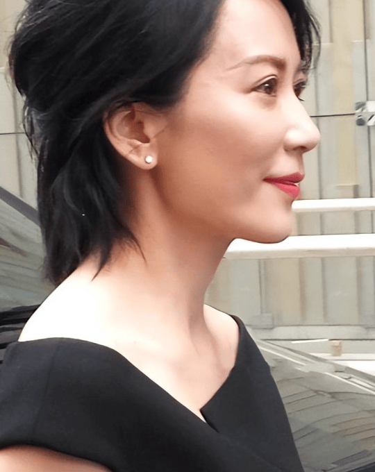 晴、俞飞鸿卸妆后确定是同一个人吗？麻将胡了试玩看看赵雅芝卸妆后再看许