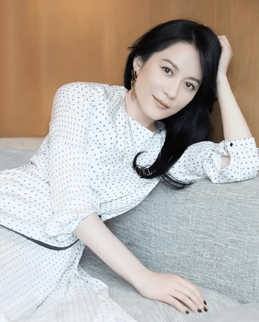 晴、俞飞鸿卸妆后确定是同一个人吗？麻将胡了试玩看看赵雅芝卸妆后再看许(图7)